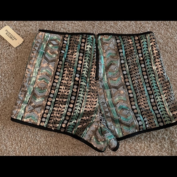 Forever 21 blue silver and black sequin shorts - Picture 5 of 6